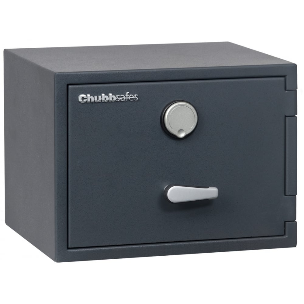 Chubbsafes Senator Eurograde 1 Safe 35K Size Small with a key lock